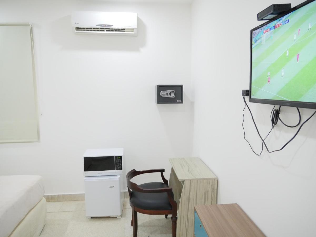 Hostal El Prado Panama City Exteriör bild