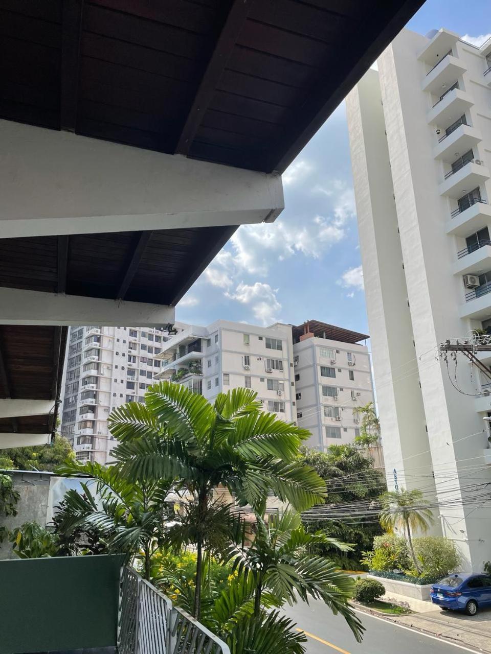 Hostal El Prado Panama City Exteriör bild