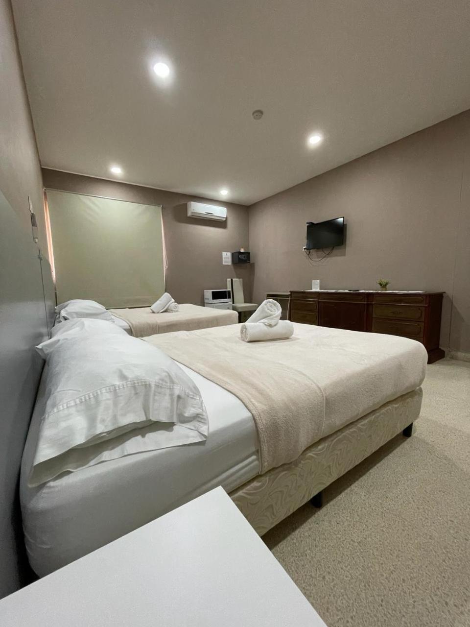 Hostal El Prado Panama City Exteriör bild